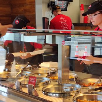 Panda Express - Friendly assocaites serving their guest. - Fast Food Near Me - Streetsboro, Ohio Panda Express - Friendly assocaites serving their guest. - Fast Food Near Me - Streetsboro, Ohio