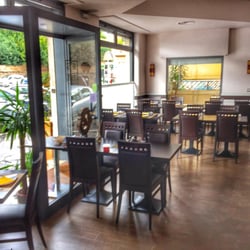Taste East - Interni d l locale