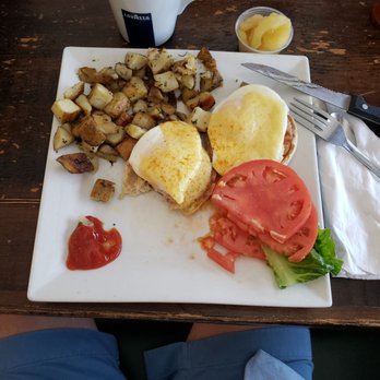 Le Peep - Eggs Benedict... - Breakfast & Brunch Near Me - Edison, New Jersey Le Peep - Eggs Benedict... - Breakfast & Brunch Near Me - Edison, New Jersey