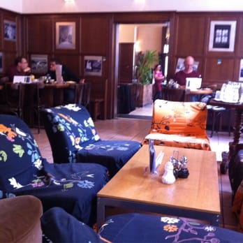 Café Merkur - Cafes Near Me - Vienna, 9 Café Merkur - Cafes Near Me - Vienna, 9