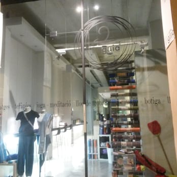 Yogaia - La entrada - Yoga Near Me - Barcelona, B