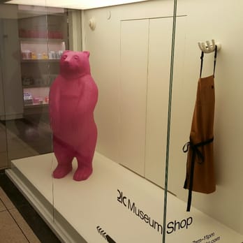 21c Museum Hotel Durham - Pink bear in the lobby - Hotels Near Me - Durham, North Carolina 21c Museum Hotel Durham - Pink bear in the lobby - Hotels Near Me - Durham, North Carolina