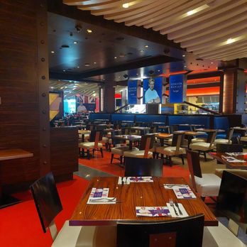 Gordon Ramsay Burger Las Vegas - Inside (before they opened) - Burgers Near Me - Las Vegas, Nevada