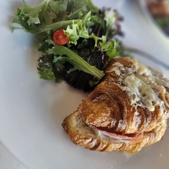 Paris Rendez-Vous - Ham and cheese croissant (to stay) - Bakeries Near Me - Scottsdale, Arizona Paris Rendez-Vous - Ham and cheese croissant (to stay) - Bakeries Near Me - Scottsdale, Arizona