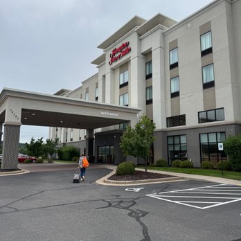 Hampton Inn & Suites Chippewa Falls - exterior - Hotels Near Me - Chippewa Falls, Wisconsin