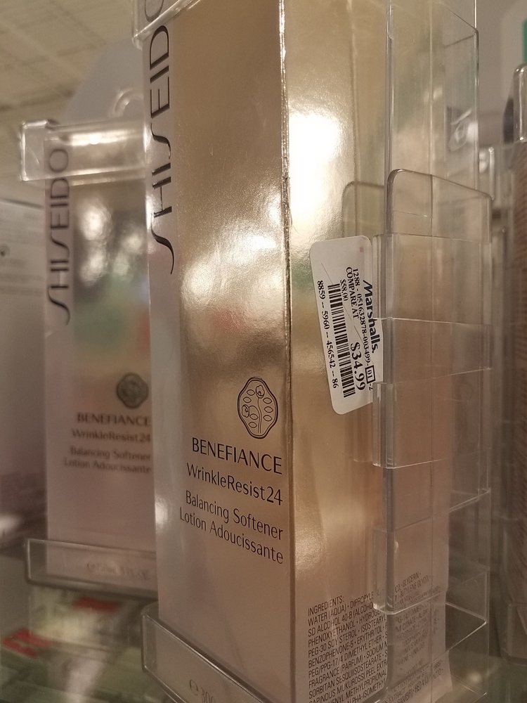 MARSHALLS 1385 West 8 Mile Rd, Detroit, Michigan Department Stores