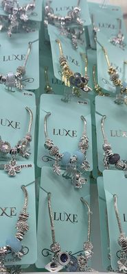 Lana Beauty Supply by null