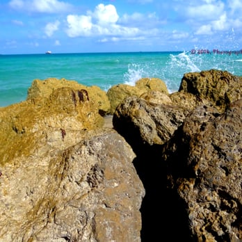 Miami Beach Boardwalk - Stunning colors in the water! - Beaches Near Me