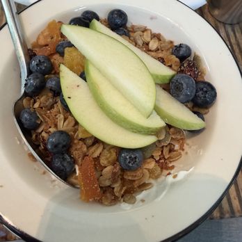 Willa Jean - WJ granola - Bakeries Near Me - New Orleans, Louisiana Willa Jean - WJ granola - Bakeries Near Me - New Orleans, Louisiana
