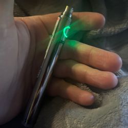 A-One Smoke Shop & Water - Green light staying on