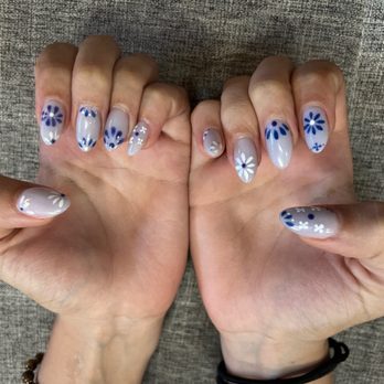 Papillon Nail Studio - Nail Salons Near Me - Santa Barbara, California