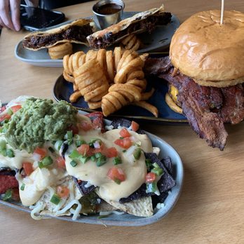 Trails End - Nachos, burger and tacos - Salad Near Me - Vail, Colorado Trails End - Nachos, burger and tacos - Salad Near Me - Vail, Colorado