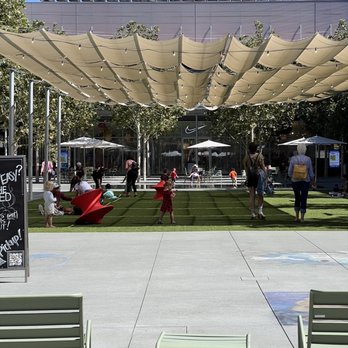 City Center Bishop Ranch - Weekday - Shopping Centers Near Me - San Ramon, California