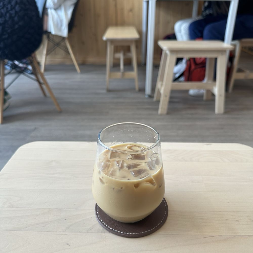 Iced cold brew with cream and alt sugar. Iced cold brew with cream and alt sugar.
