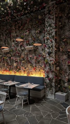 TIMBR Restaurant & Lounge by null