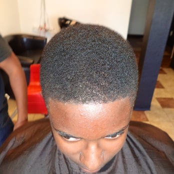 Yonas Barbershop - Sweet, fresh cut.  Thanks, Yonas! - Barbers Near Me - San Diego, California
