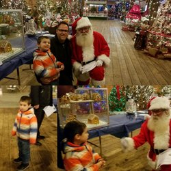 Tannenbaum Forest - Micah eventually warmed up to Santa for a foto
