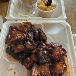 Bo Doogie's BBQ - 2 meat combo