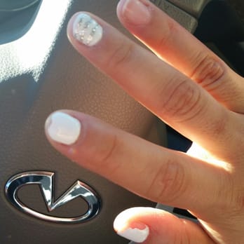 Z Nail & Spa - Gel manicure.......4 days later. - Nail Salons Near Me - San Leandro, California Z Nail & Spa - Gel manicure.......4 days later. - Nail Salons Near Me - San Leandro, California