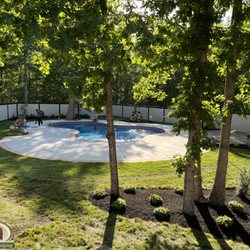 A and M Landscaping - Make your landscape pop!
A simple clean-up and fresh mulch can completely elevate your home's exterior.