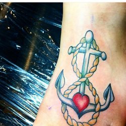 Sinner & Saints Tattoo And Body Piercing