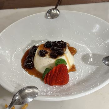 Milan - Panna Cotta - Italian Near Me - San Jose, California