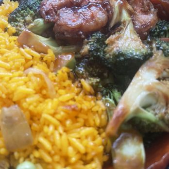 Hunan Garden - Shrimp and broccoli with fried rice - Chinese Near Me - Rochester, New York Hunan Garden - Shrimp and broccoli with fried rice - Chinese Near Me - Rochester, New York