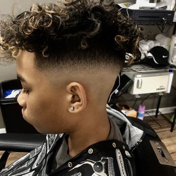 DLC Barber Lounge - Barbers Near Me - Villas, New Jersey