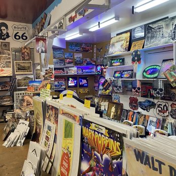 Barefoot Boy - Souvenir Shops Near Me - Virginia City, Nevada