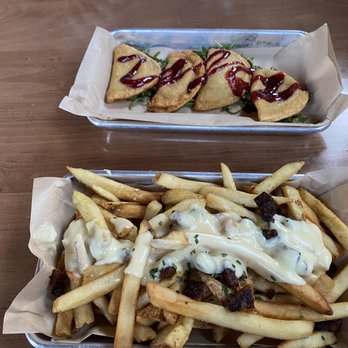 Tipsy Steer - Cheese fries and duck bacon wontons - Tacos Near Me - Minneapolis, Minnesota Tipsy Steer - Cheese fries and duck bacon wontons - Tacos Near Me - Minneapolis, Minnesota