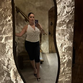 Dolce Momento - Bathroom area - Italian Near Me - New York, New York Dolce Momento - Bathroom area - Italian Near Me - New York, New York