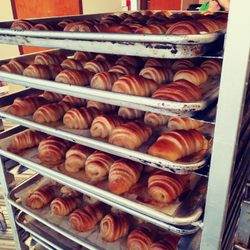 Hershy's Bakery - Fresh from the oven .... the smell was incredible!!