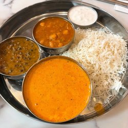 India's Grill - Chicken Korma Dinner