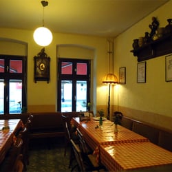 Chez Michel - Gastraum mit Table Commune