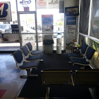 Firestone Complete Auto Care - Waiting area with TV and water - Tires Near Me - Honolulu, Hawaii