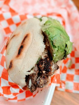 Avila Food Truck - Comida Venezolana