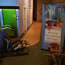 Energee Spine Care - Inside the "sanctuary"...soft music and liw lighting--feels much more like a "spa" than a clinic.