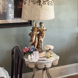 Polly's Tea Room - Lovely decor