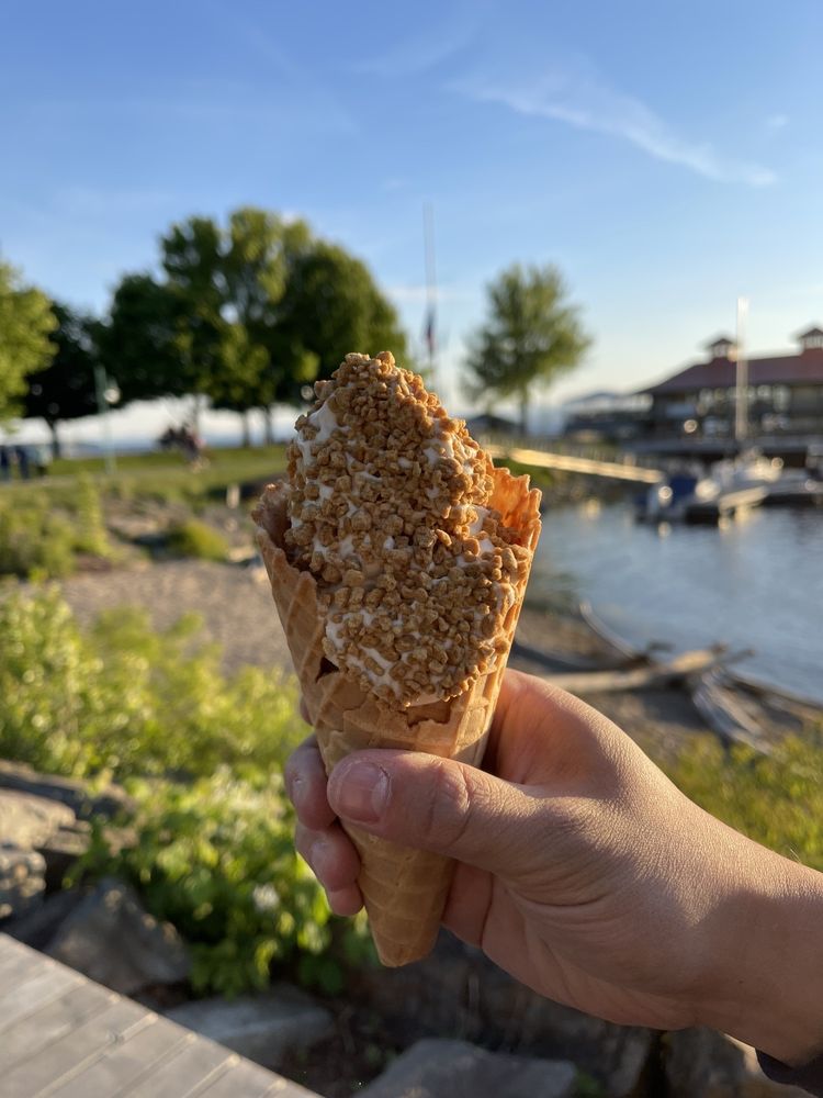 CREMEES with 14 real customer photos Updated August 2024 5 College