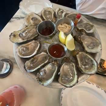 Loch Bar - Seafood Near Me - Houston, Texas Loch Bar - Seafood Near Me - Houston, Texas