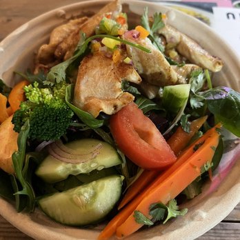My Healthy Kitchen - Chicken Poke Bowl - Food Trucks Near Me - Orlando, Florida My Healthy Kitchen - Chicken Poke Bowl - Food Trucks Near Me - Orlando, Florida