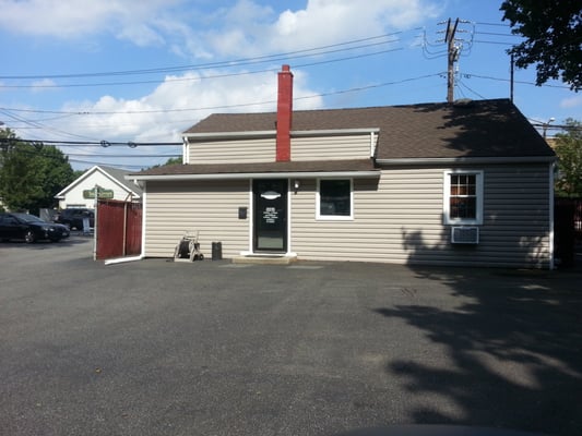 Holzapple Louis P Co Logo