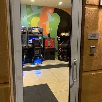 Fairfield by Marriott Inn & Suites Orlando at SeaWorld® - Arcade - Hotels Near Me - Orlando, Florida