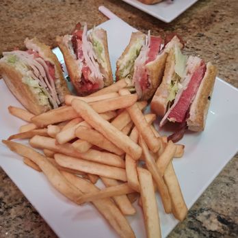 The Great Grill - Turkey and bacon club sandwich - Diners Near Me - Burbank, California The Great Grill - Turkey and bacon club sandwich - Diners Near Me - Burbank, California
