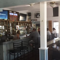 Riverside Pub - Great little place by the Fox River. Great food too!