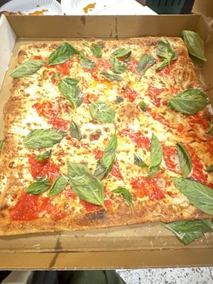Lucia Pizza Of UES by null