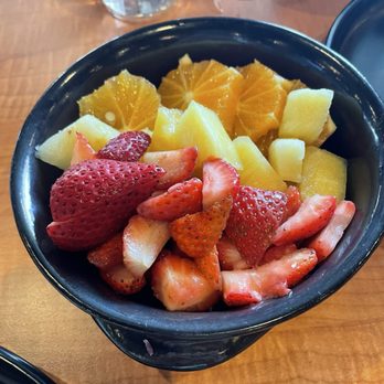 Toast & Tonique - Fruit Bowl (Brunch) - Breakfast & Brunch Near Me - Newark, California