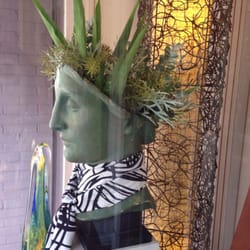 Turning Point Gallery - Lucious Liberty
