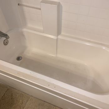 TubPros - Bathroom #2; before - Refinishing Services Near Me - Menifee, California TubPros - Bathroom #2; before - Refinishing Services Near Me - Menifee, California
