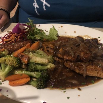 El Matador Restaurant - Chuleta Frita - Spanish Near Me - East Patchogue, New York El Matador Restaurant - Chuleta Frita - Spanish Near Me - East Patchogue, New York